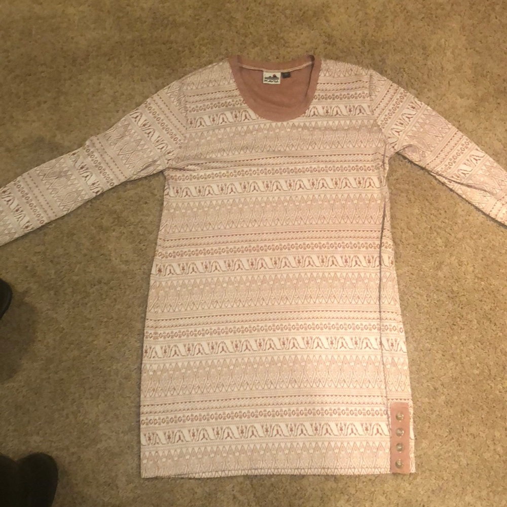 Kavu shirt dress.